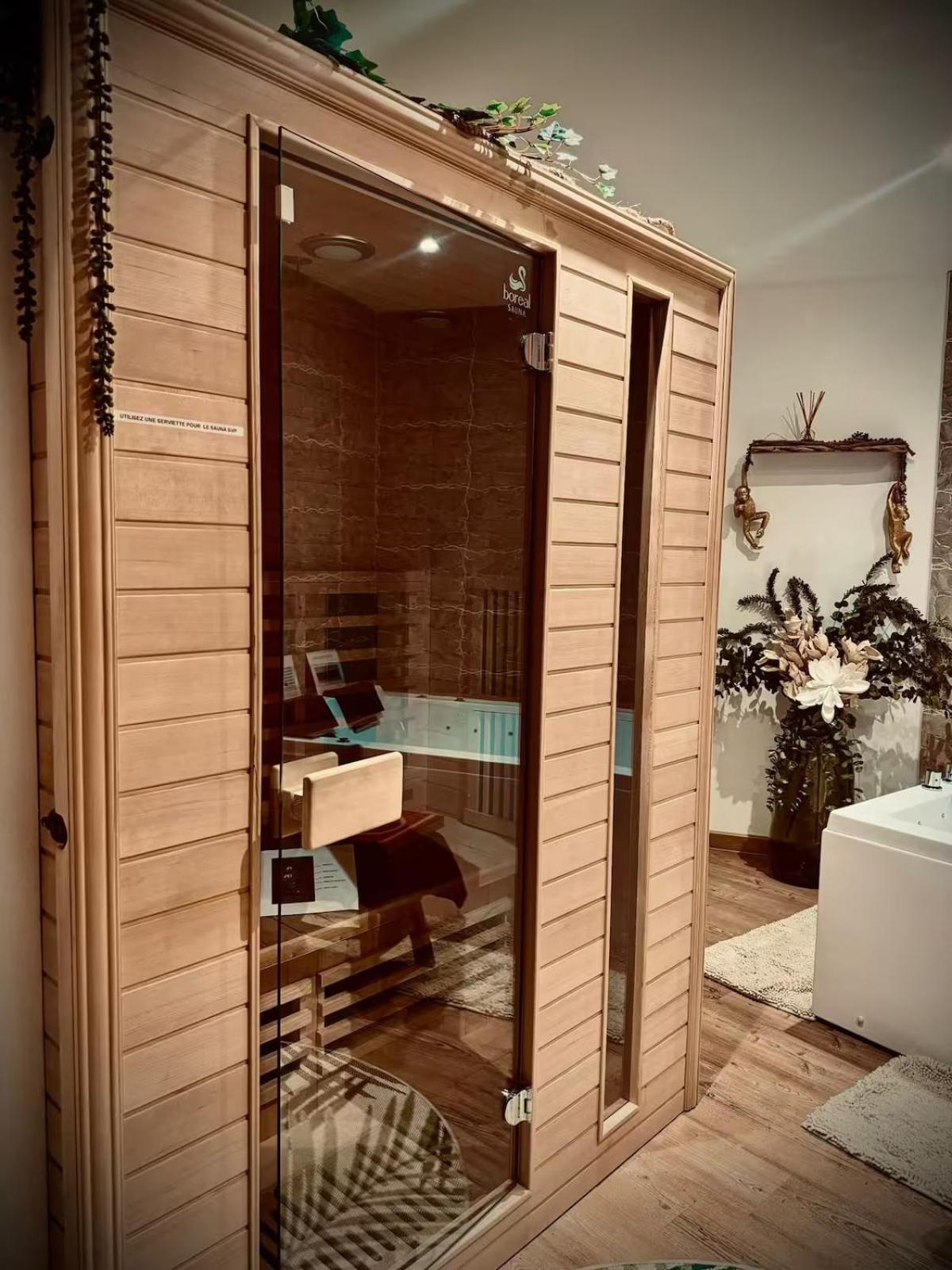 Balneo Sauna Apartment *